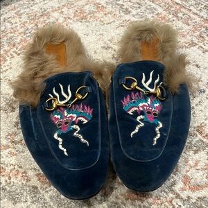 Gucci Blue Velvet Fur Lined Dragon Embroidered Mens Princetown Slippers
